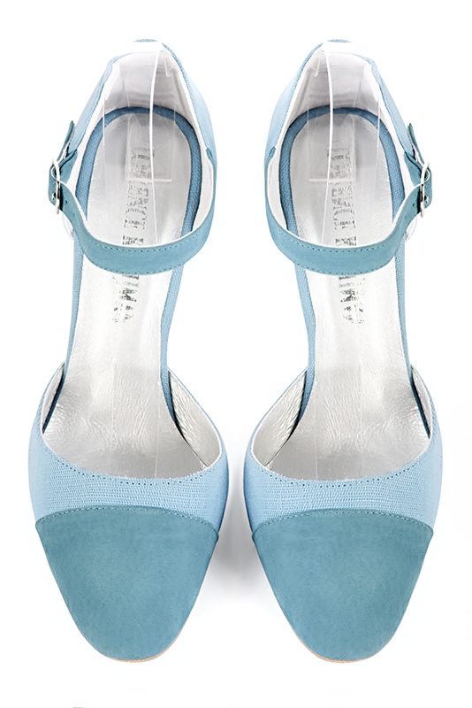 chaussure talon bleu ciel